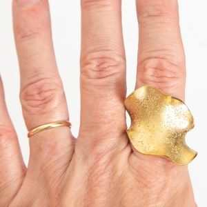 Maximalist gold plated statement ring Vicenza Silver 9